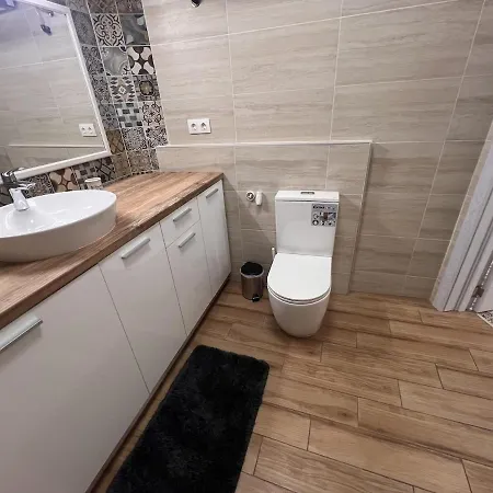 Апартамент Artistic 2 Bedroom Heart Of Kapana Ap2 *