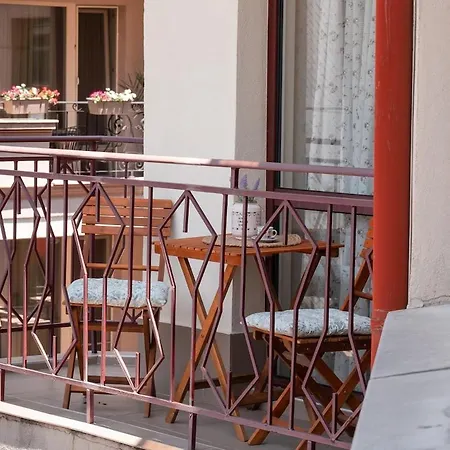 Artistic 2 Bedroom Heart Of Kapana Ap2 Апартамент
