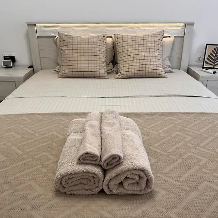Artistic 2 Bedroom Heart Of Kapana Ap2