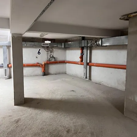 Апартамент Artistic 2 Bedroom Heart Of Kapana Ap2 *